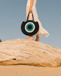 Eye-Catching Shoulder Bag